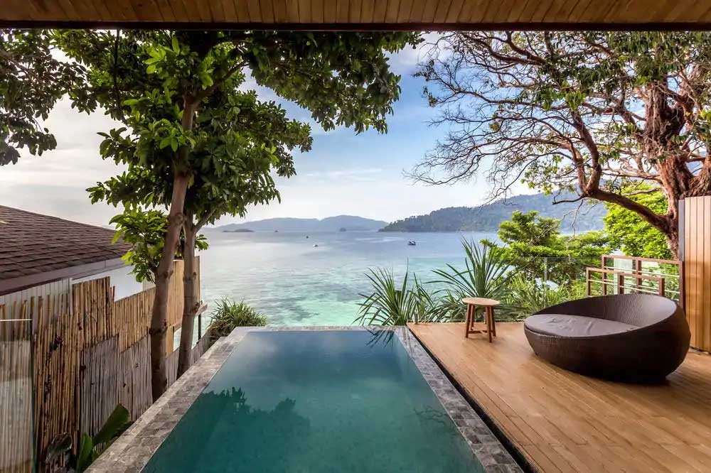 The Cliff Resort