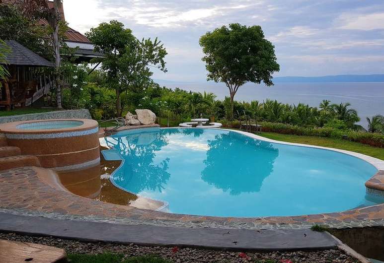 Pool at CangDoki Resort and Dive Camp