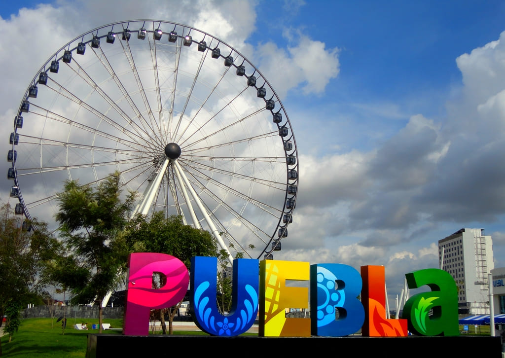 Estrella de Puebla Ferris wheel