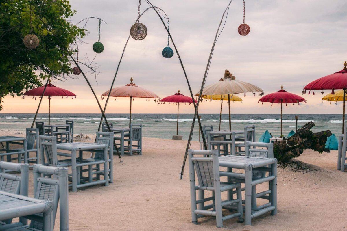 A Vegan Eating Guide to Gili Meno in Indonesia: The Best Restaurants & Cafés