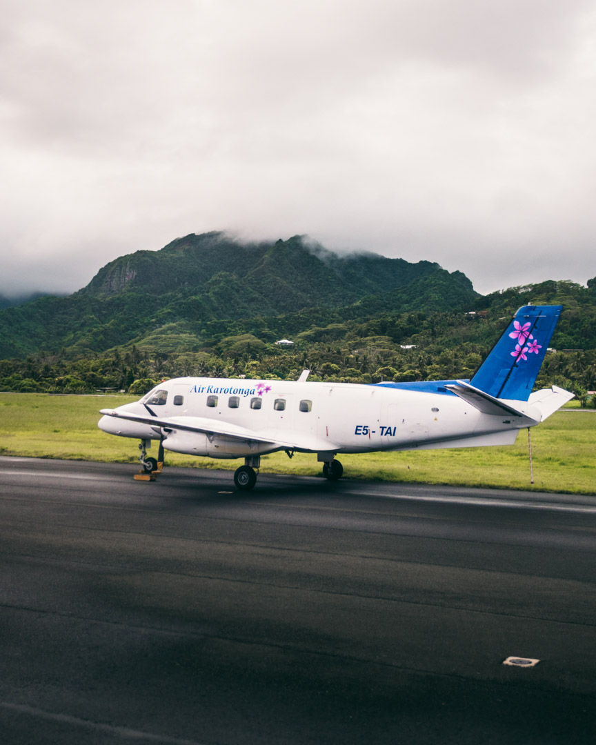 Plane in Rarotonga