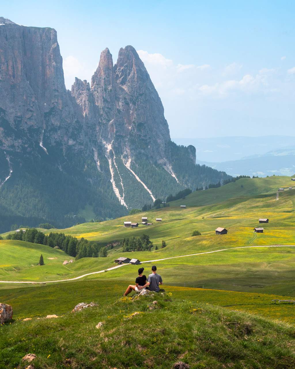 Alex and Victoria in front of the view towards Punta Santner/Santner Spitz