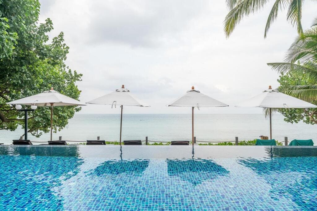 The pool at Ao Prao Resort