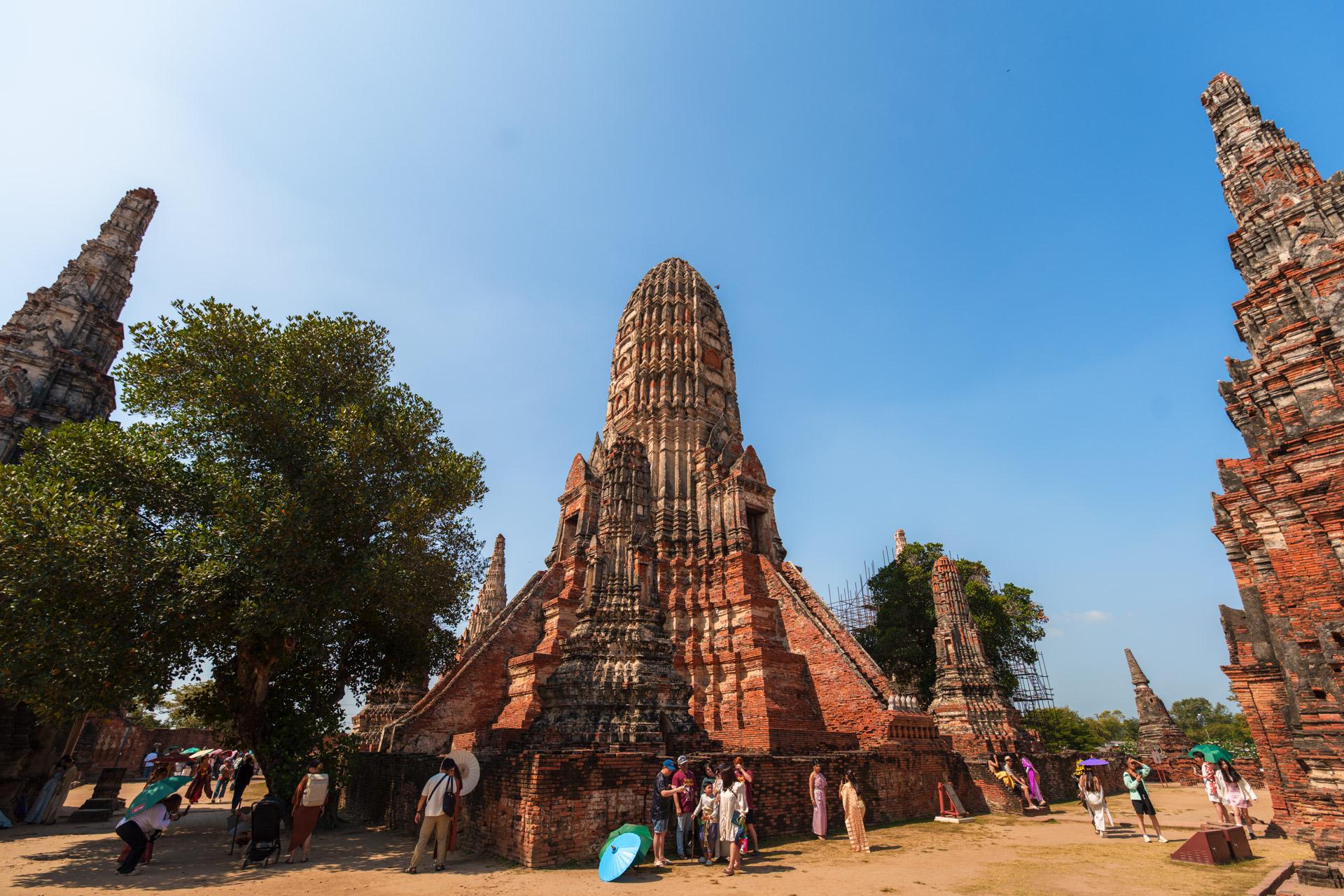 Wide-angle shot of the interior courtyard at Wat Chaiwatthanaram in Ayutthaya