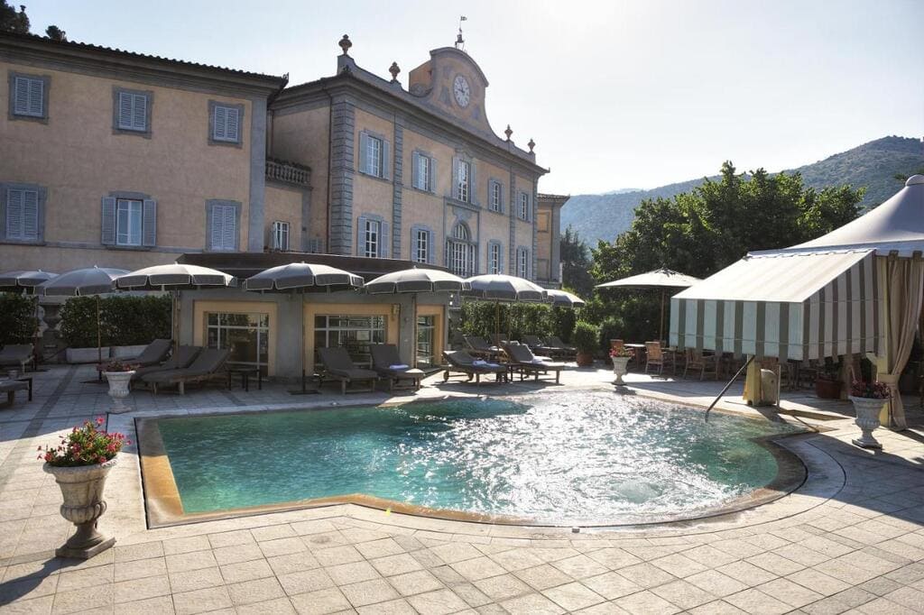 Pool at Bagni di Pisa Palace