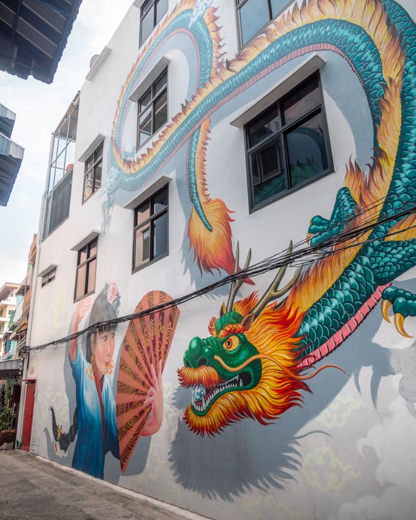 Street art in Talat Noi