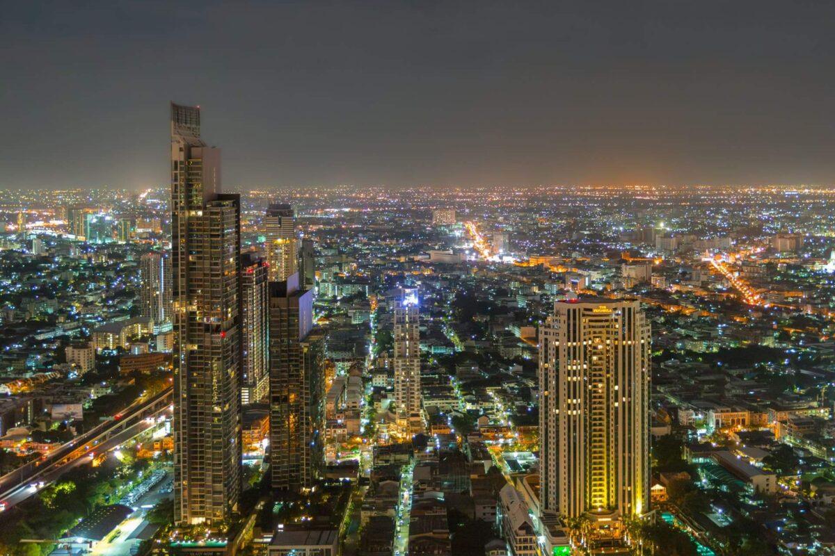 Bangkok Travel Guide: 17 Best Things to Do & See