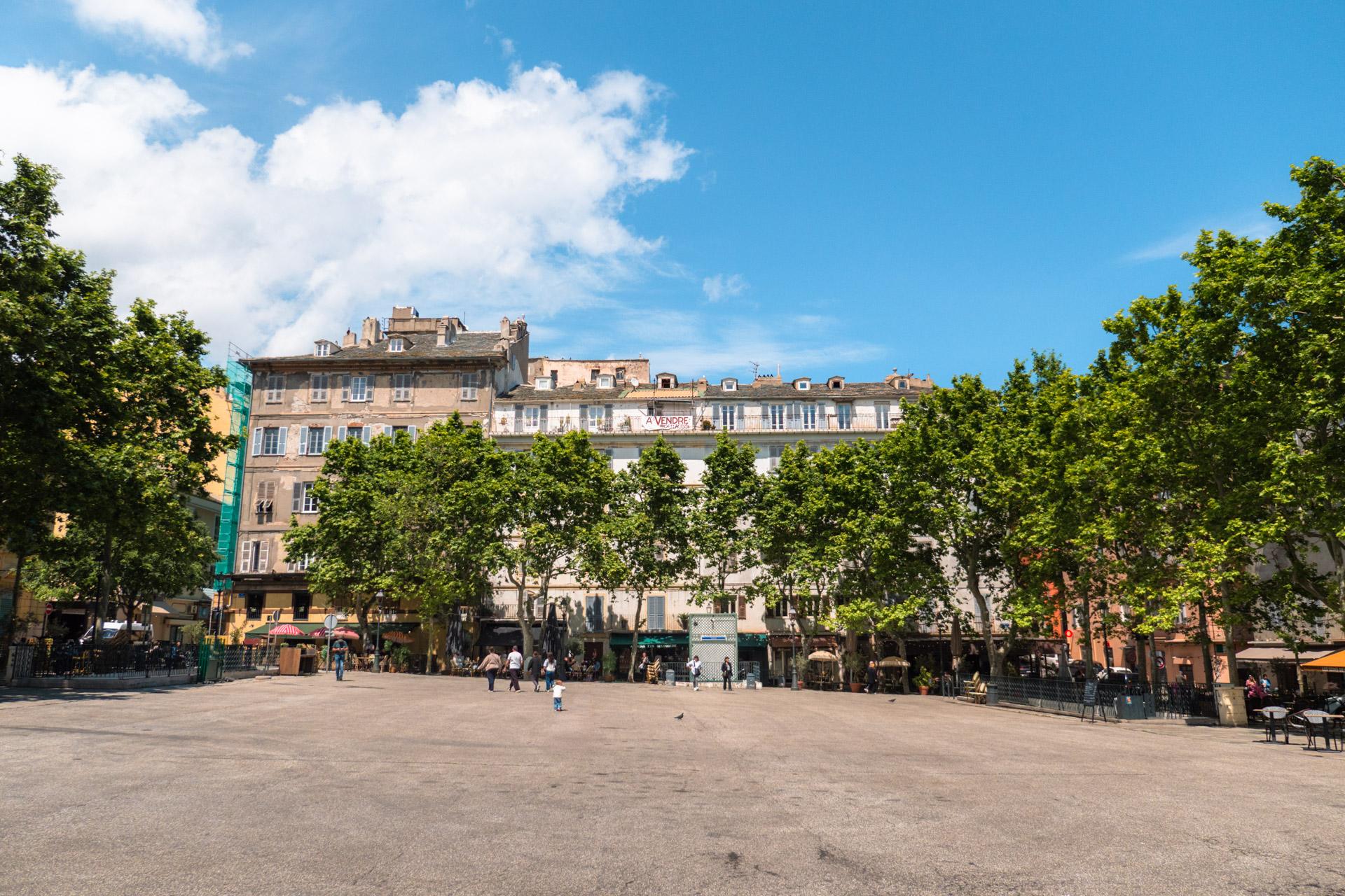 Place du Marché overview