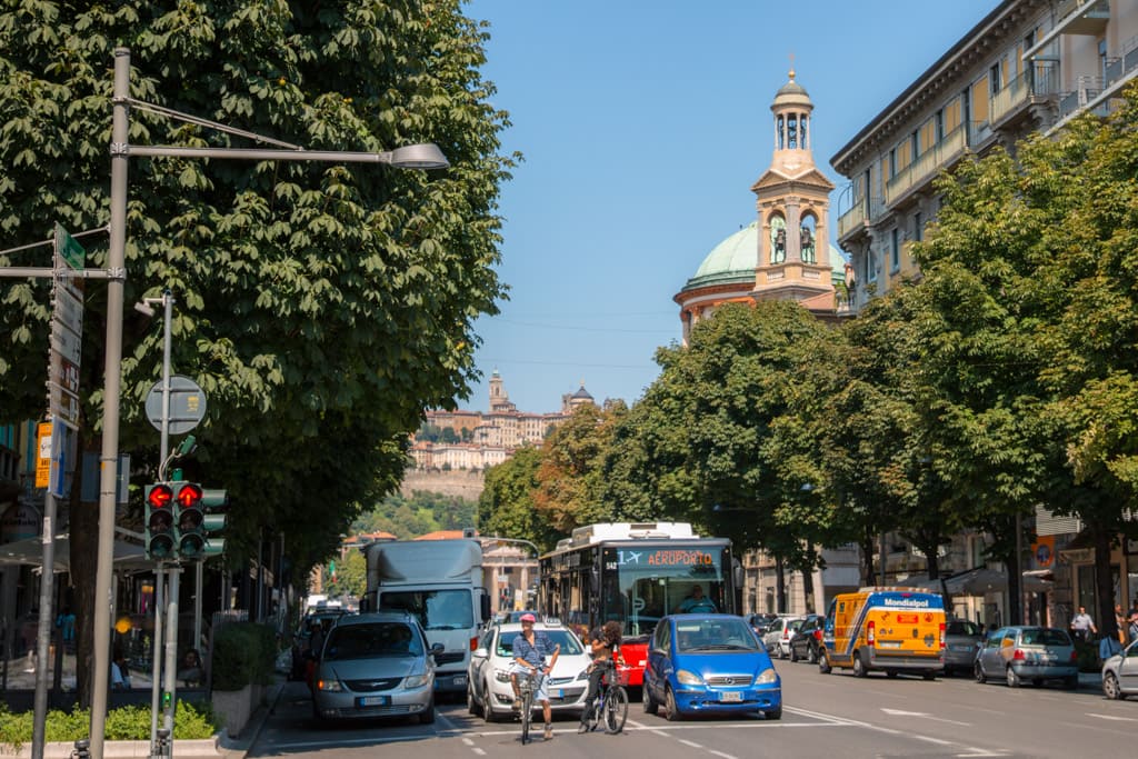 Viale Papa Giovanni in Bergamo