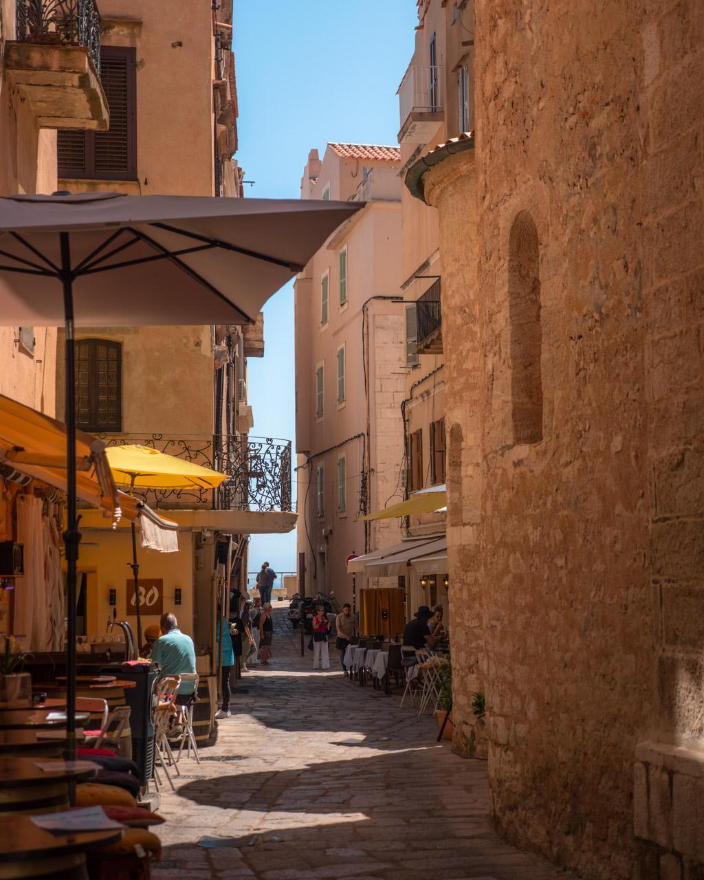Bonifacio old town alley