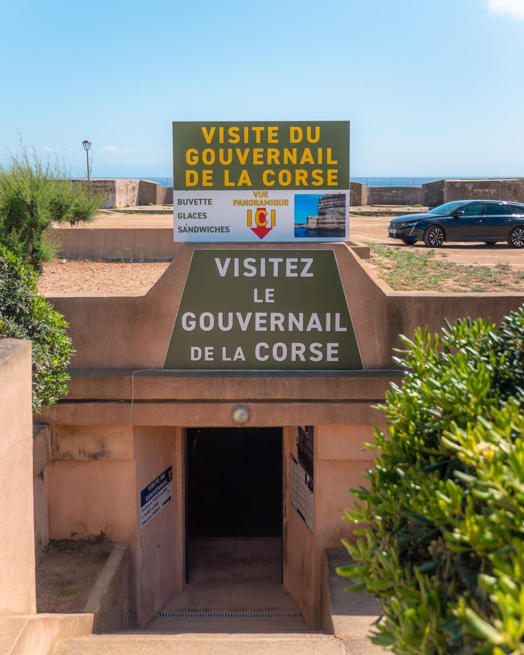 Entrance to Le Gouvernail de la Corse
