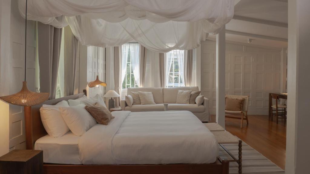 Room at Busaba Ayutthaya Hotel in Ayutthaya