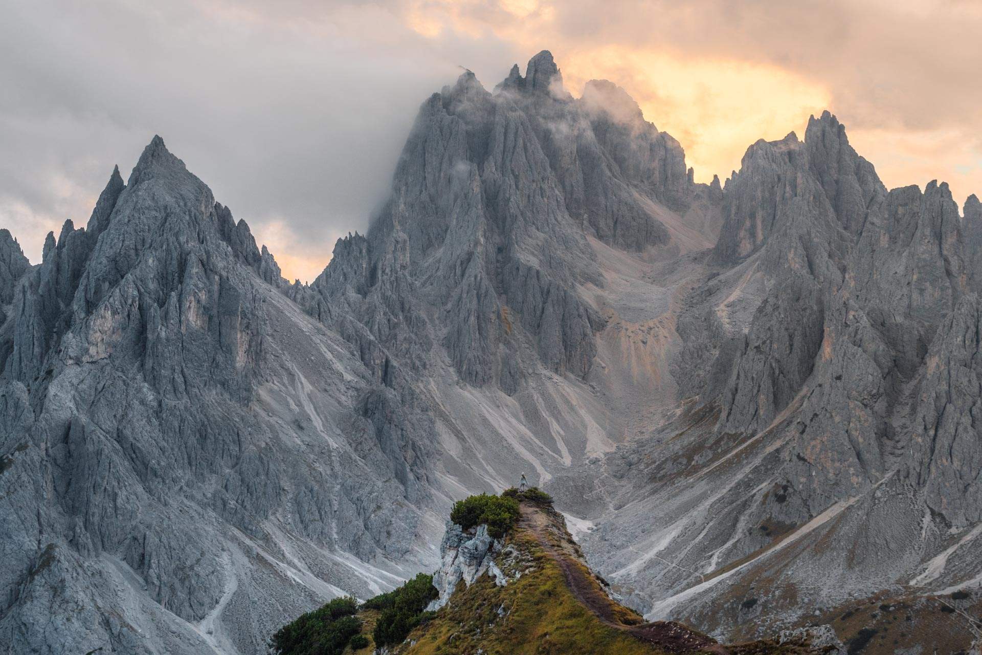 How to Hike to the Cadini di Misurina Viewpoint in the Dolomites