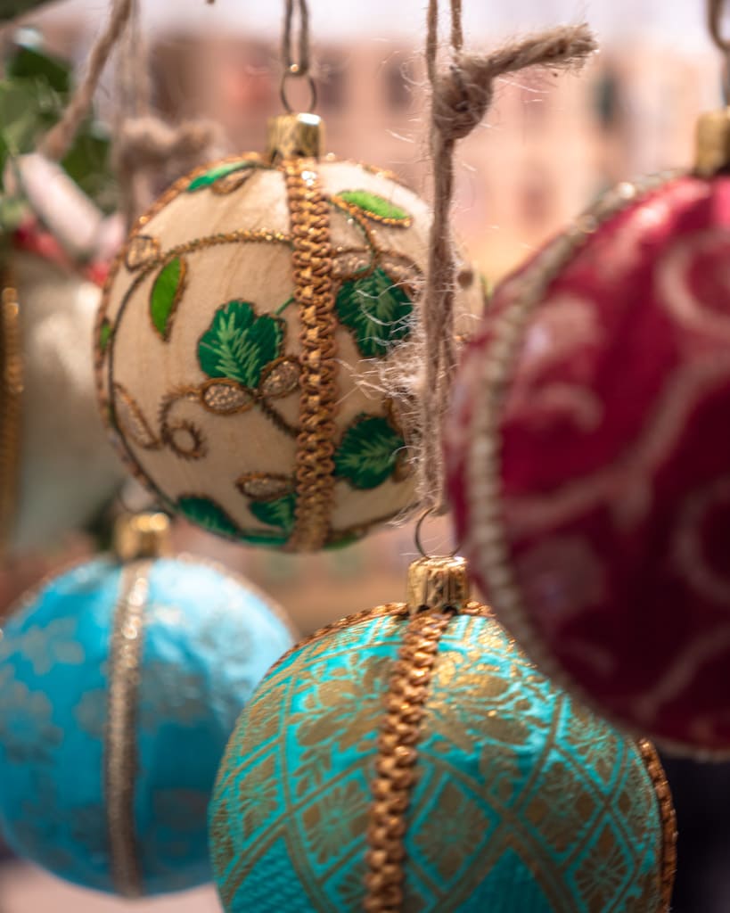 Handmade decorative baubles in Nyhavn at the Christmas market