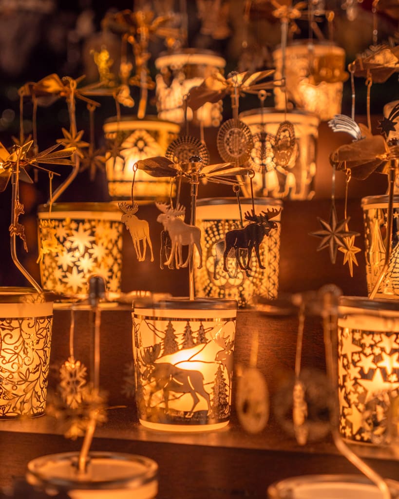 Christmas trinkets at the Christmas market on Højbro Plads