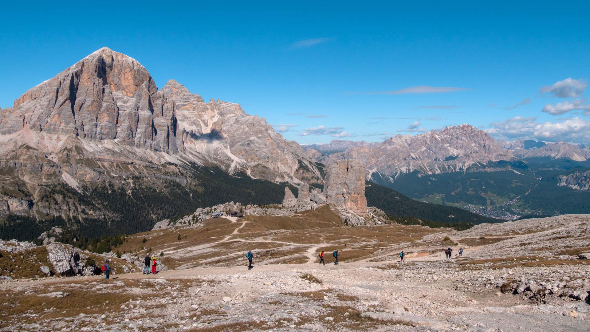 Cinque Torri from Rifugio Averau