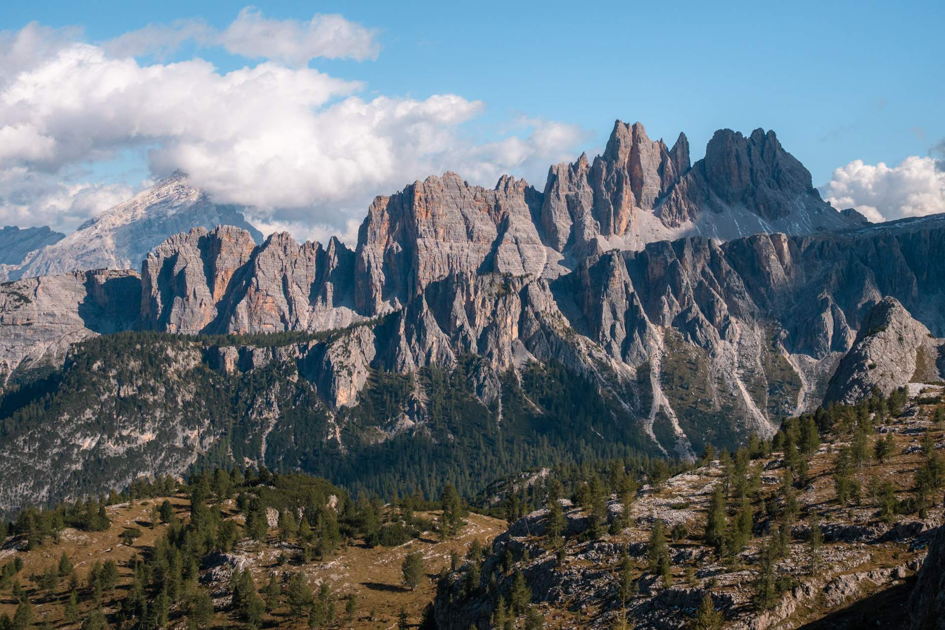 The mountains around Cinque Torri