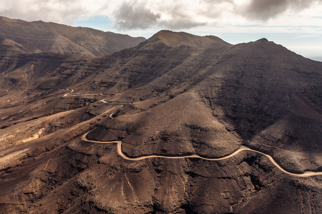 The road on the mountain to get to Cofete Beach in Fuerteventura