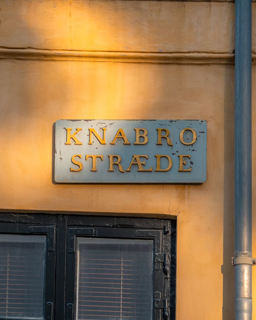 Knabrostræde