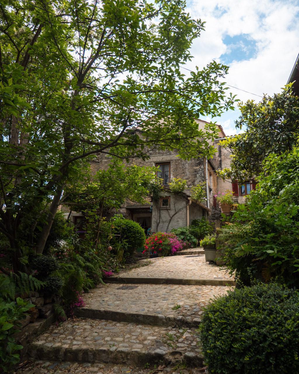 Cosy spot on the way to the Belvedere in Corte