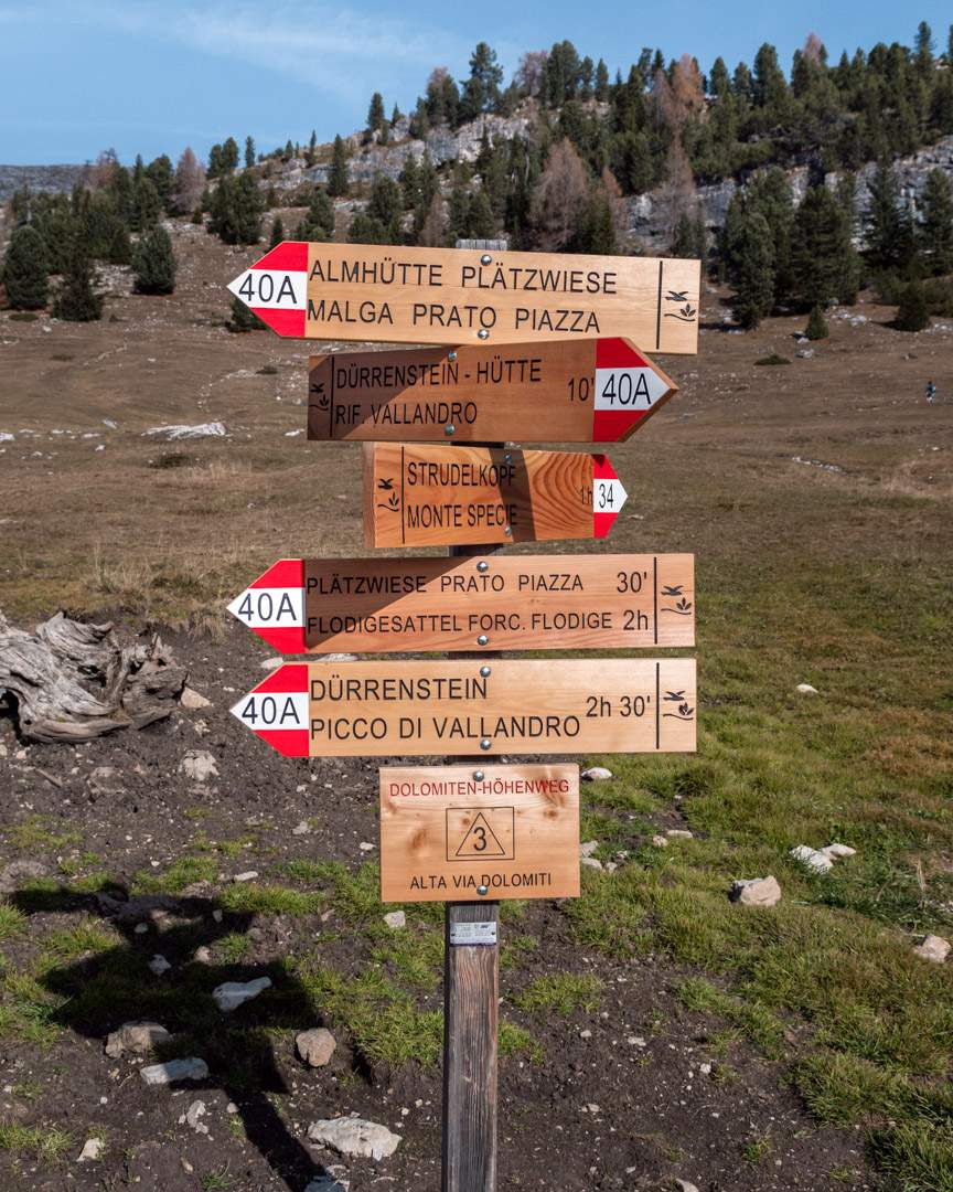 Signs in different languages in the Dolomites