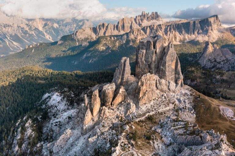 18 Best Hikes & Viewpoints in the Dolomites (for All Difficulty Levels and Distances)