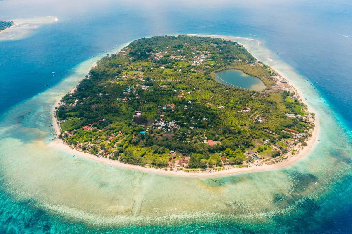 A Complete Travel Guide to Gili Meno in Indonesia: A Peaceful Island Close to Bali