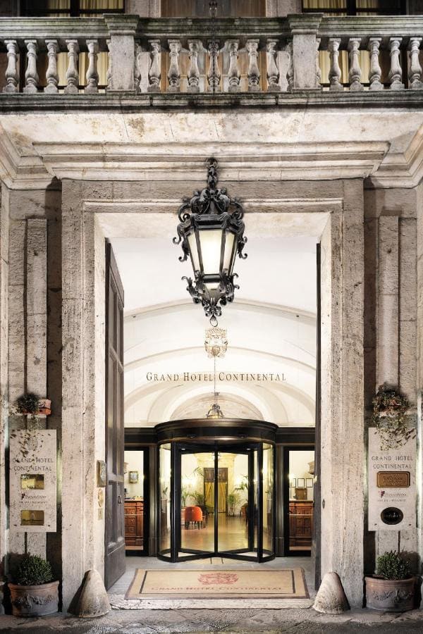 Grand Hotel Continental entrance