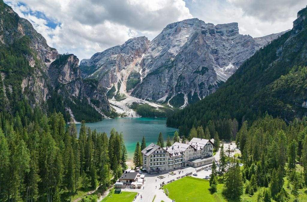 Hotel Lago di Braies