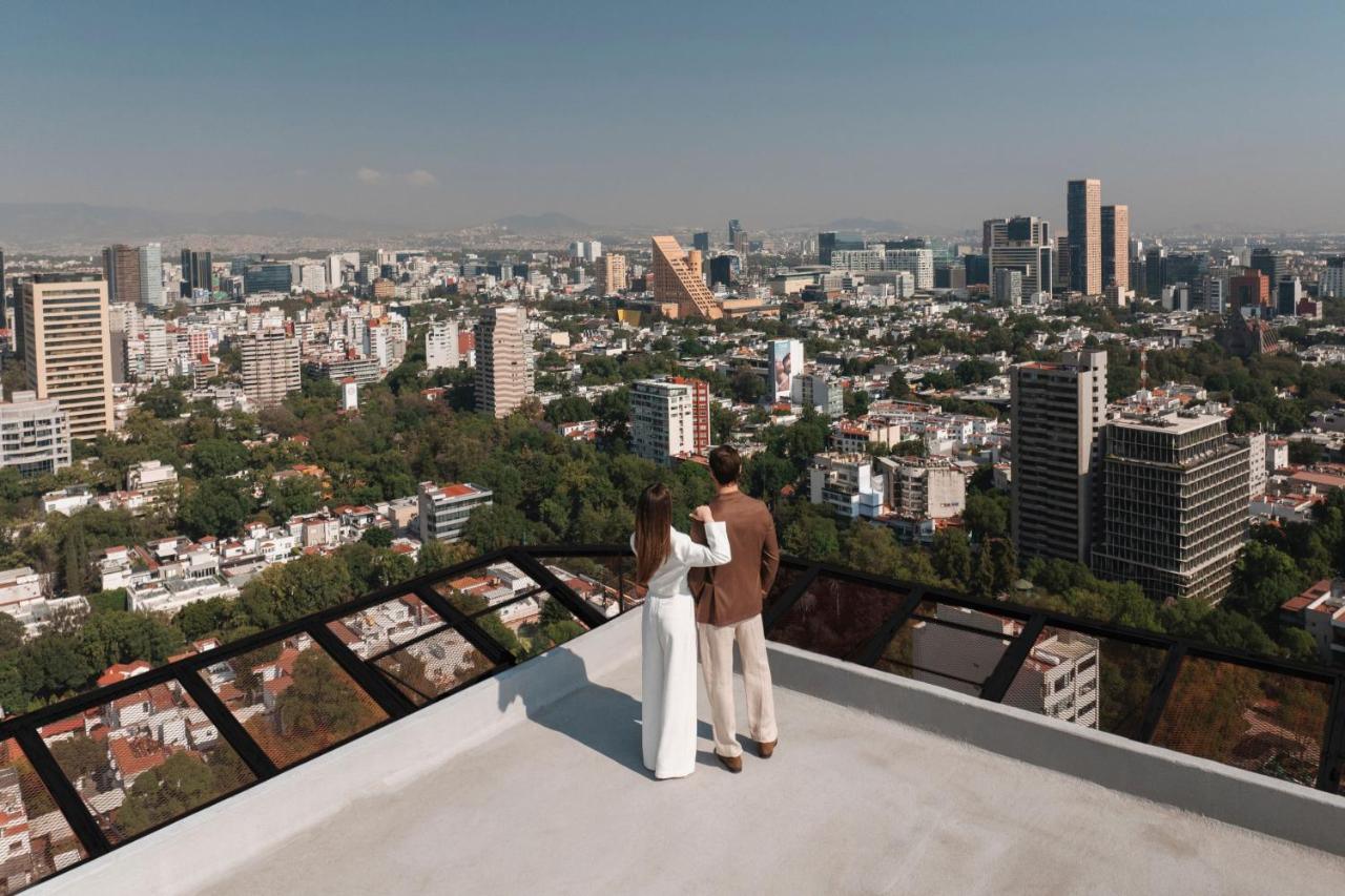 JW Marriott Hotel Mexico City city view