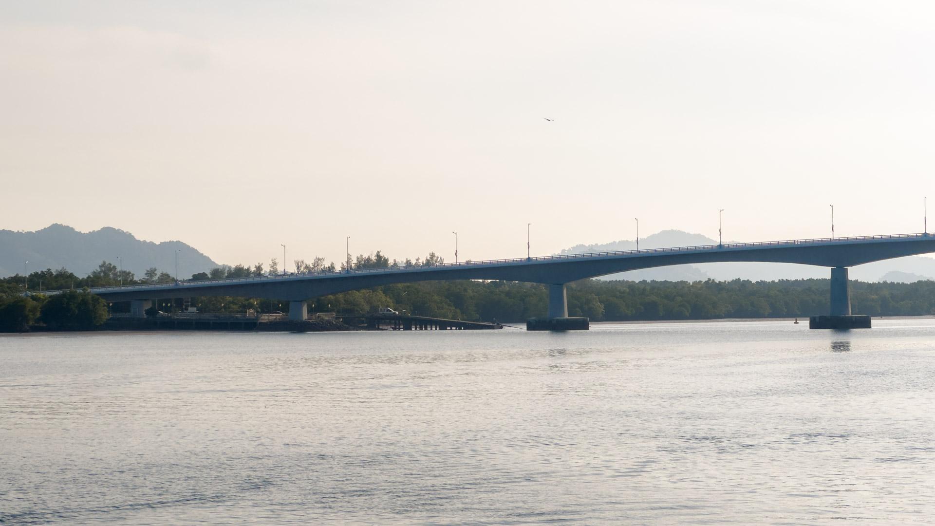 The Siri Lanta Bridge