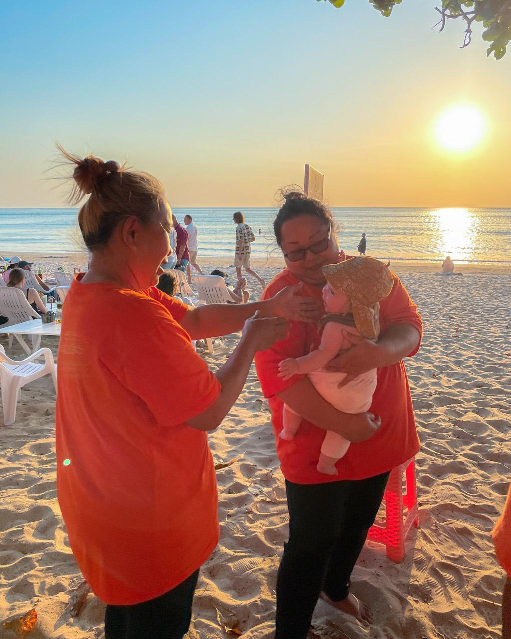 Massage ladies in Koh Lanta on Klong Dao