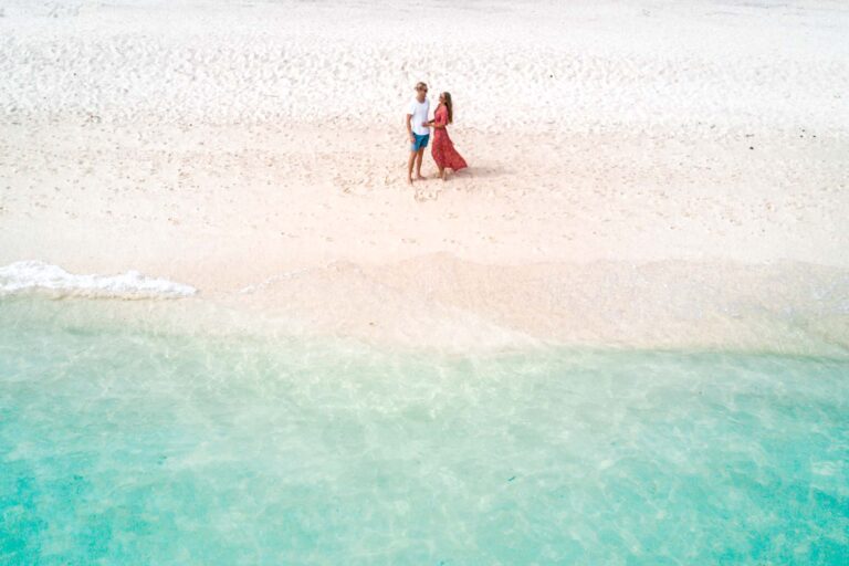 <em></noscript>Koh Lipe Travel Guide:</em> 10 Best Beaches & Things to Do