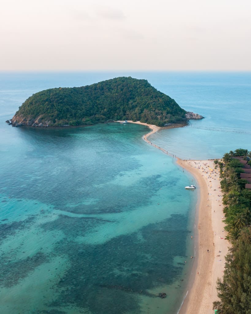 Drone photo of Koh Ma and the sandbar from Koh Phangan