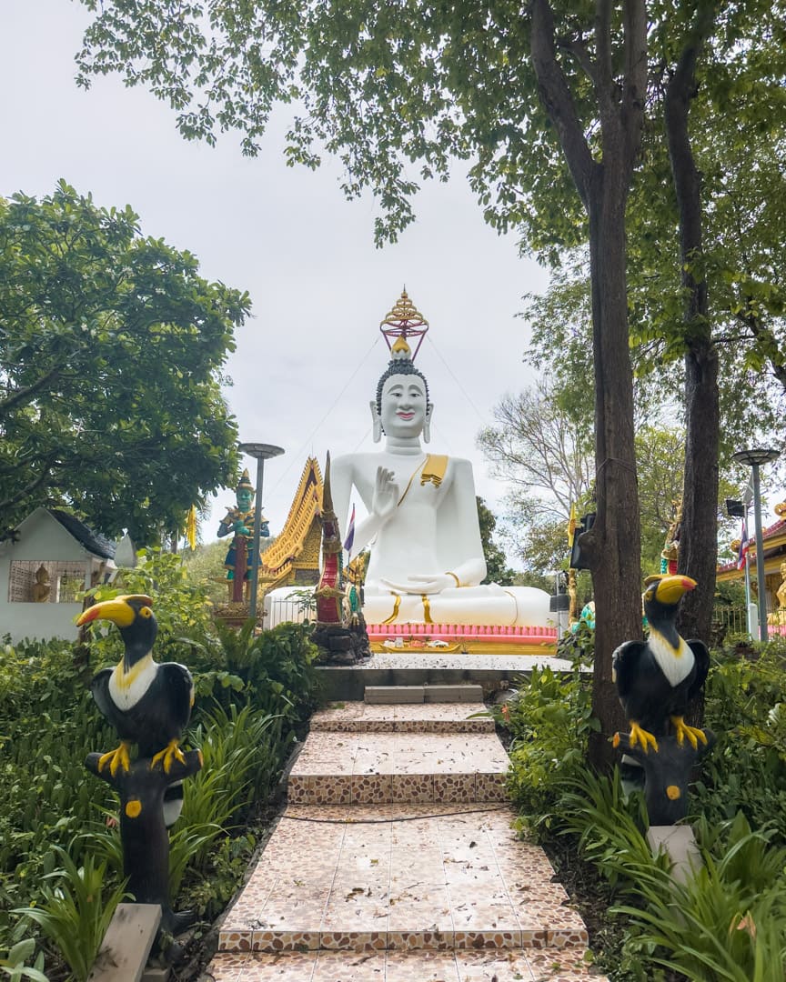 The smiling Buddha at the temple in Koh Samet