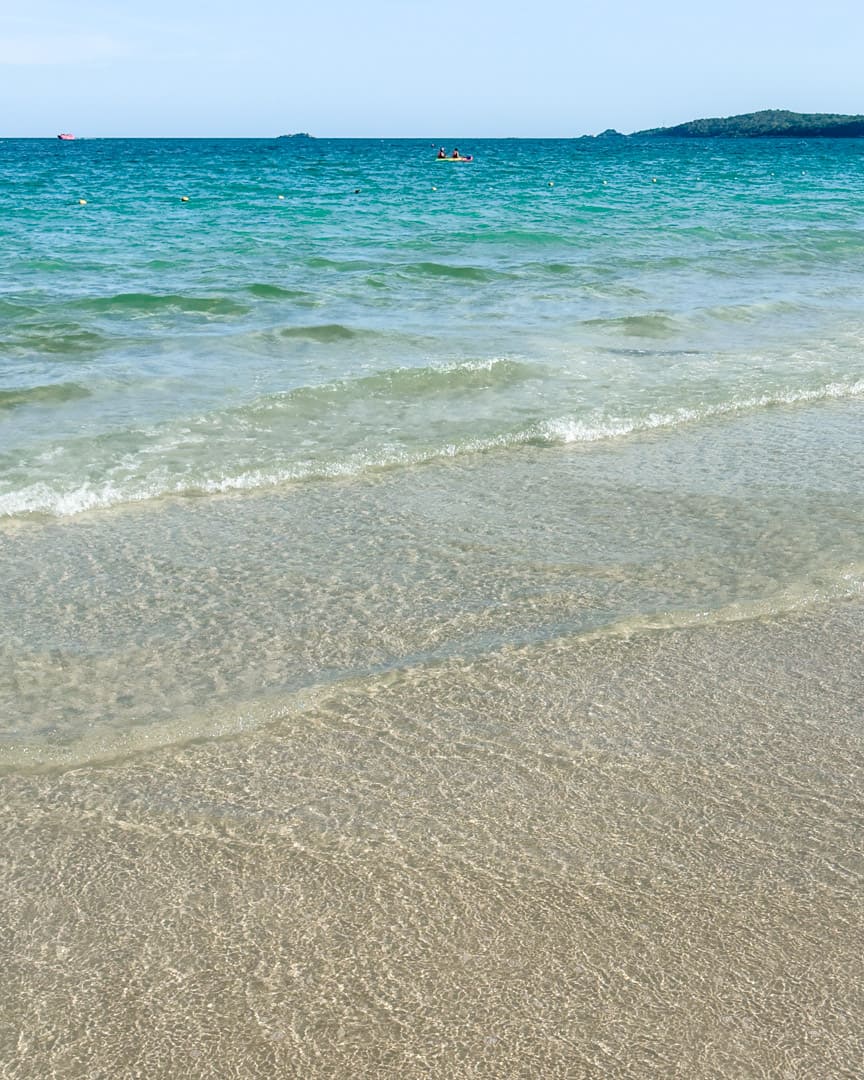 Clean water at Sai Kaew Beach in Koh Samet