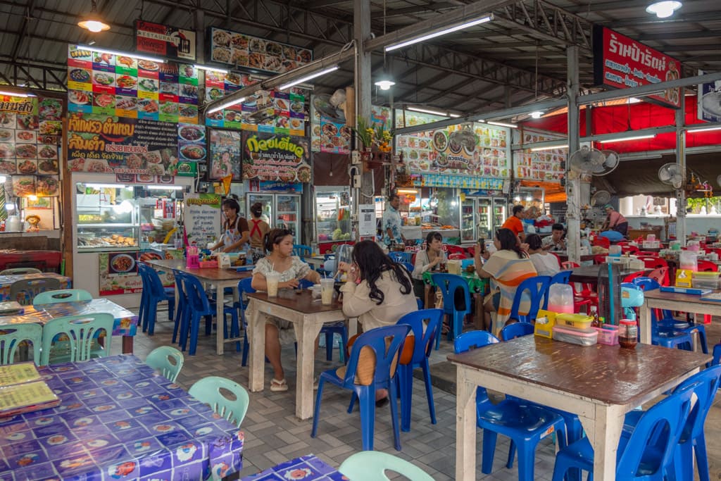 Praew's stall in the street food market in Na Dan