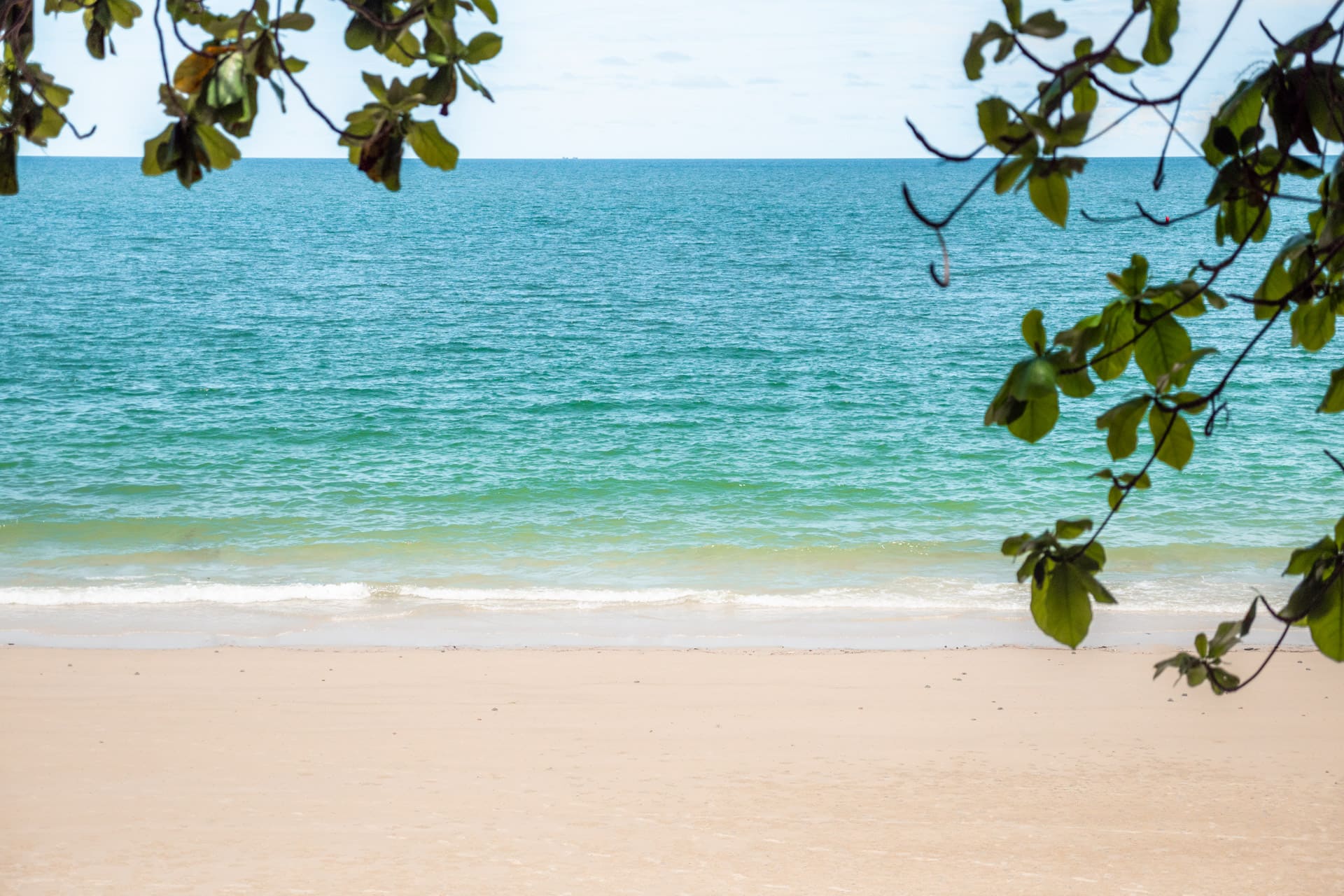 Koh Samet Travel Guide: 11 Best Beaches & Things to Do