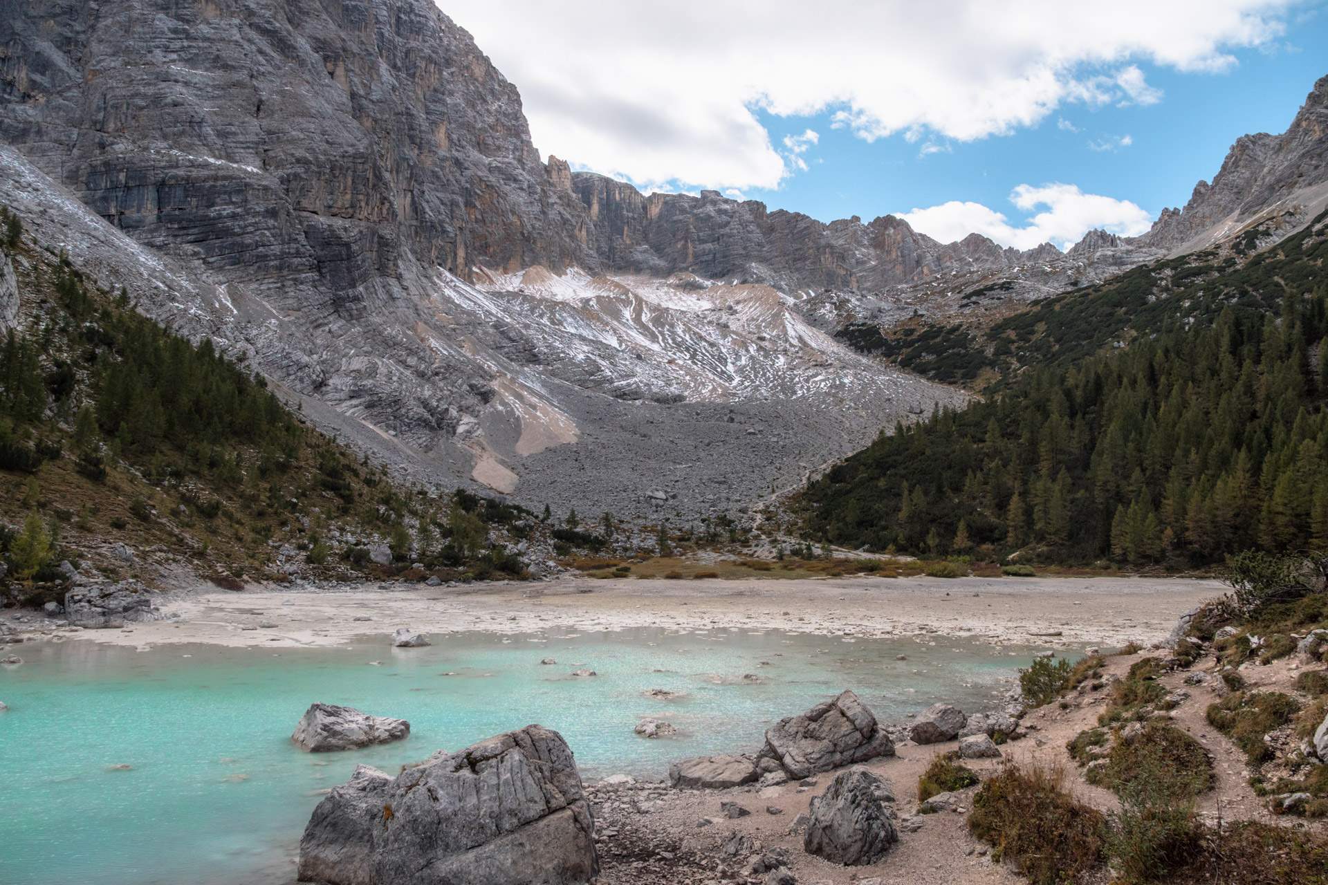 Lago di Sorapis without much water