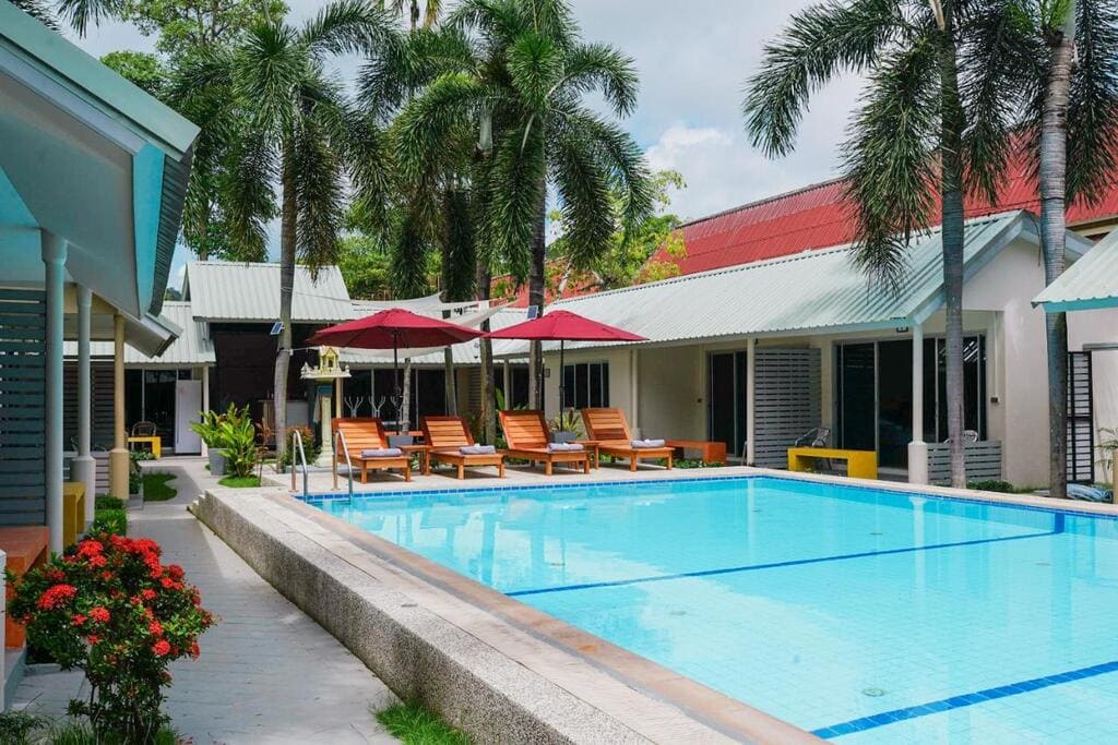 Maiiam Bungalows pool area