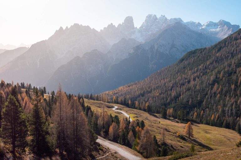 <em>Guide to Monte Specie (Strudelkopf):</em> Easy Hike to a Panoramic View in the Dolomites