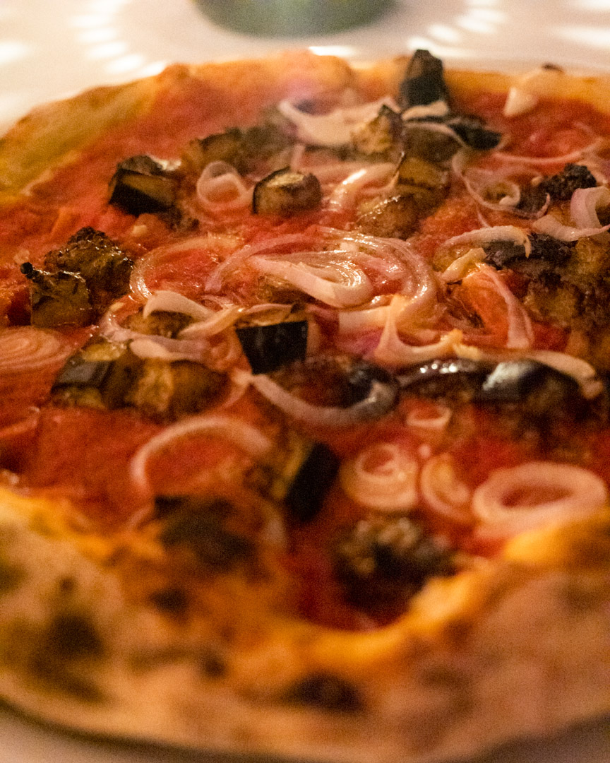 Pizza (without cheese) at Le Repaire