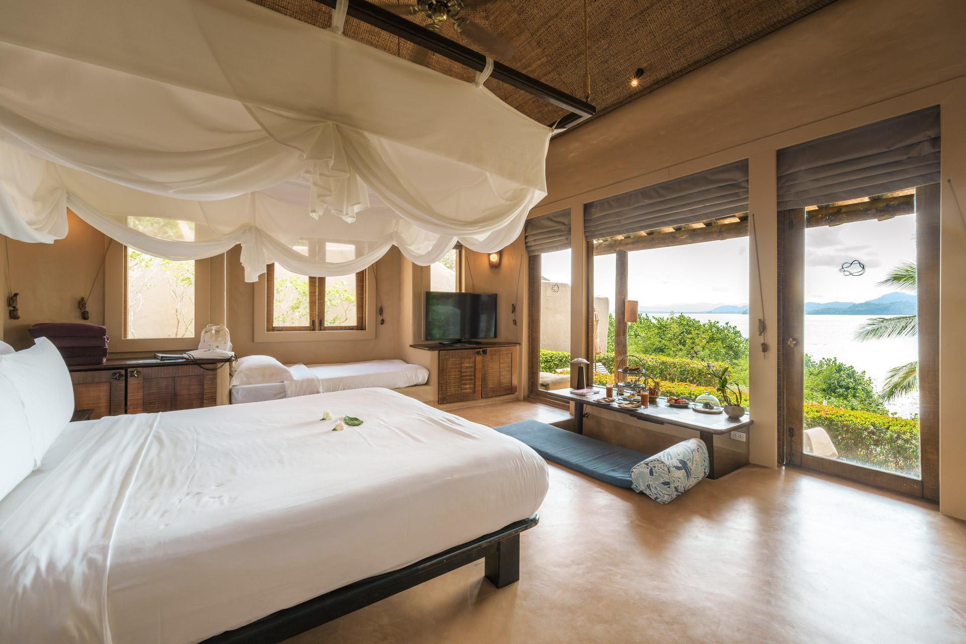 Luxury Pool Villa with Sea View