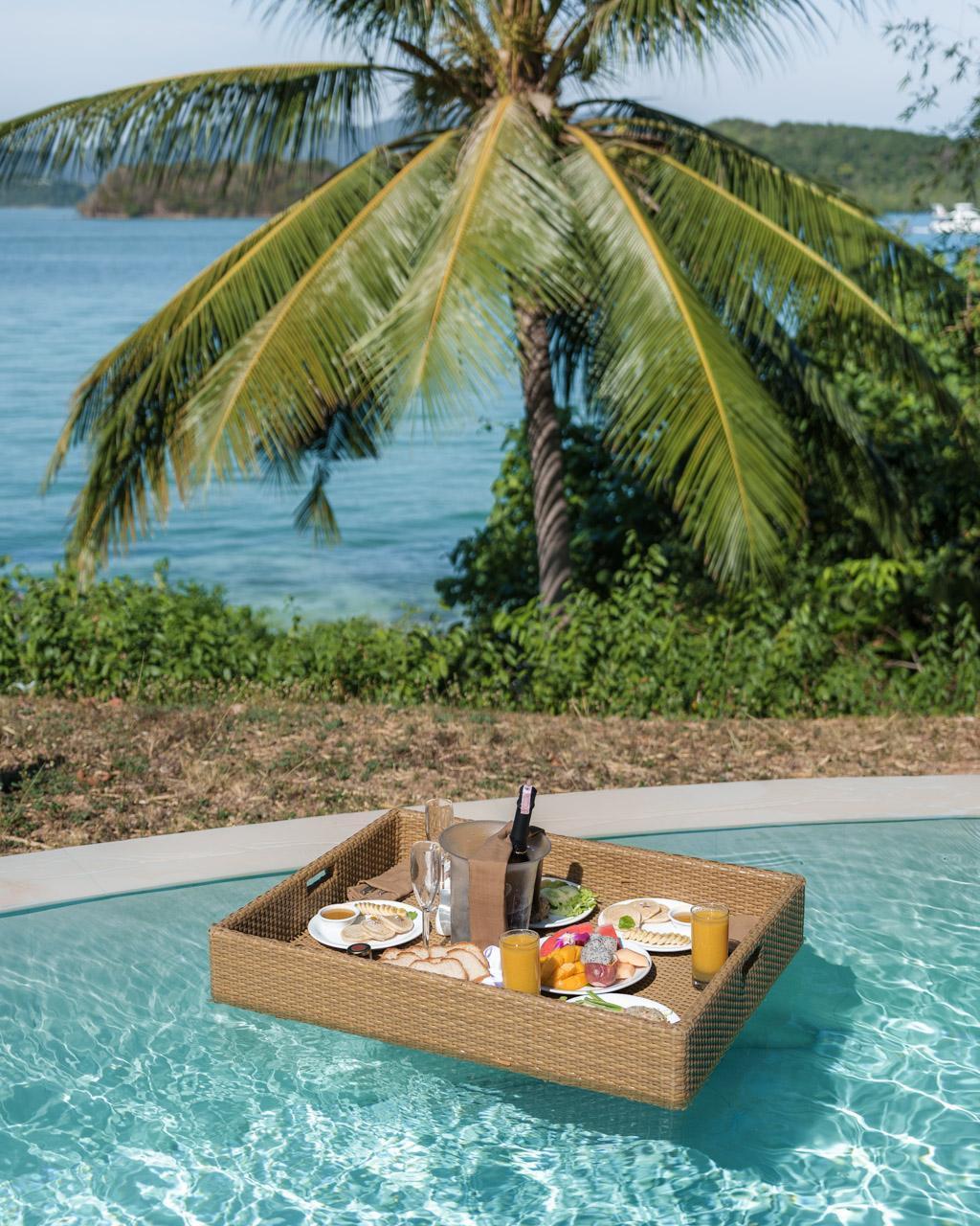 Floating breakfast in the pool