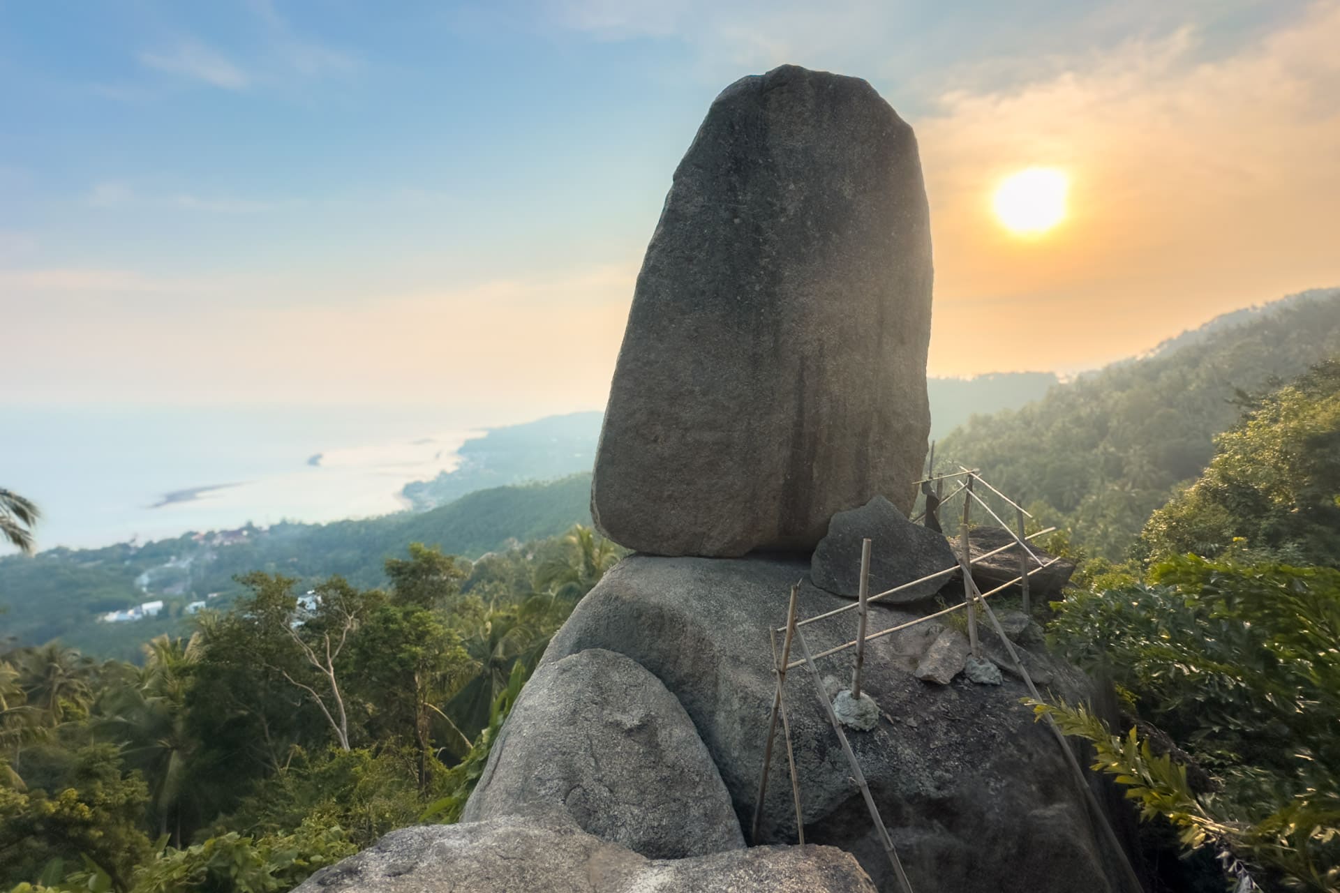 Overlap Stone 1 + 2 in Koh Samui Travel Guide: How to Visit & What To Expect