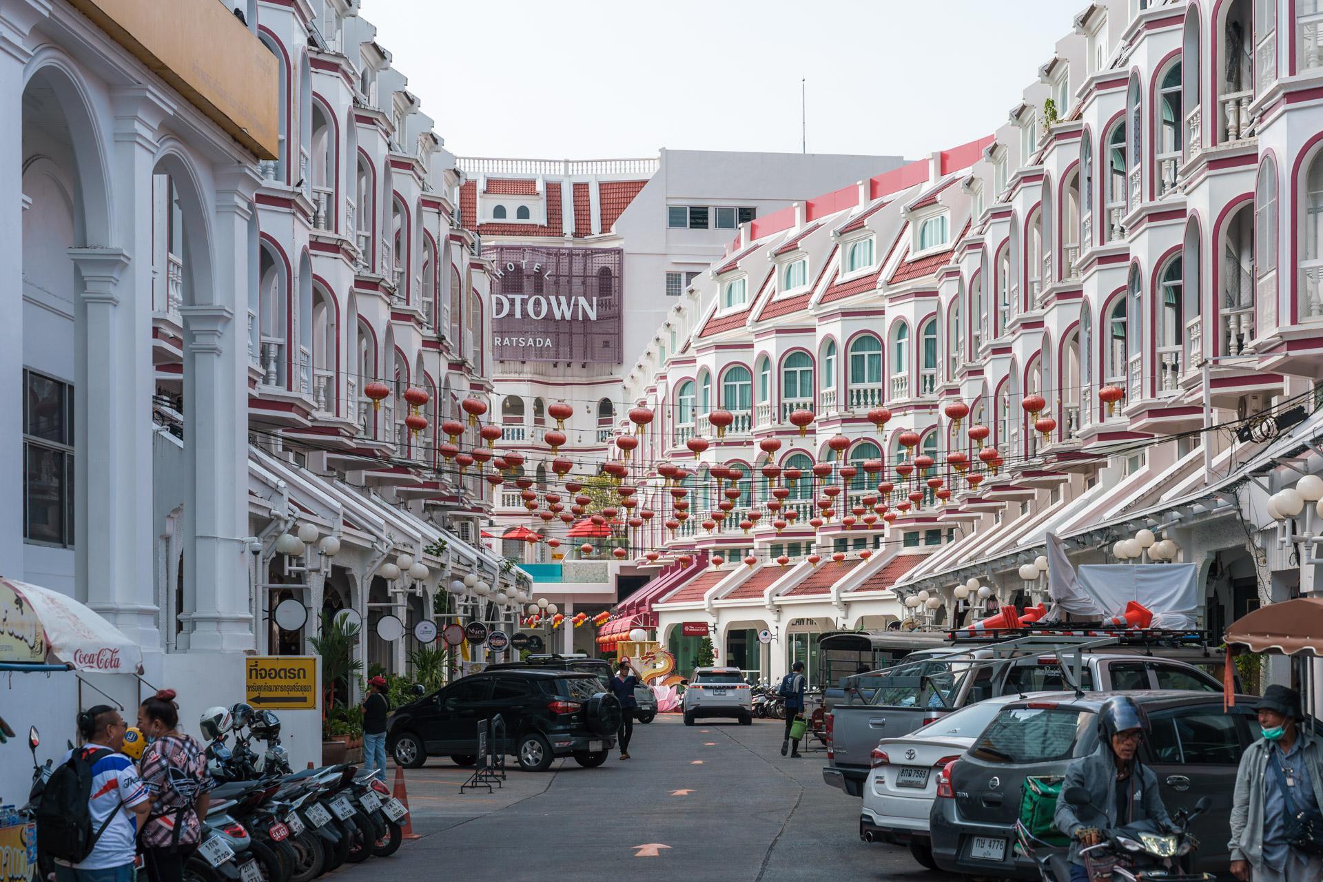 View down towards Hotel Midtown Ratsada from Ratsada Road