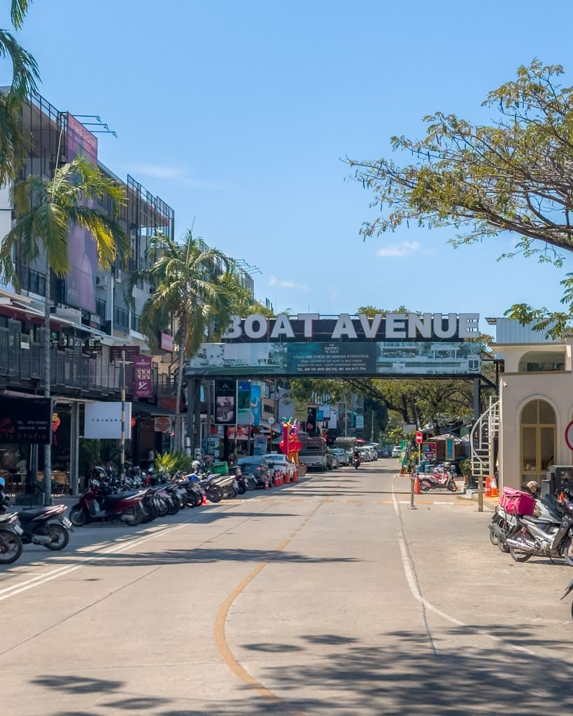 Boat Avenue Phuket in Cherngtalay