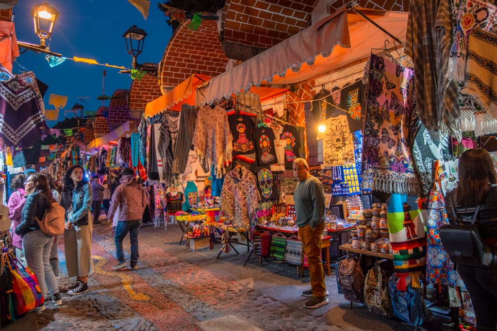 Parian Market at night