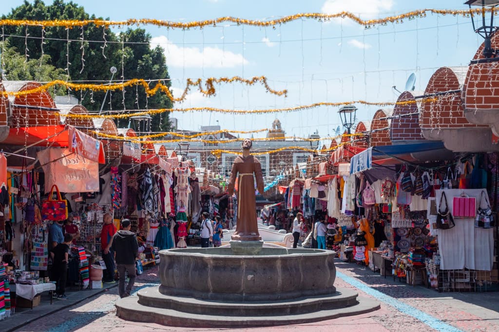 The Parian Market during the day