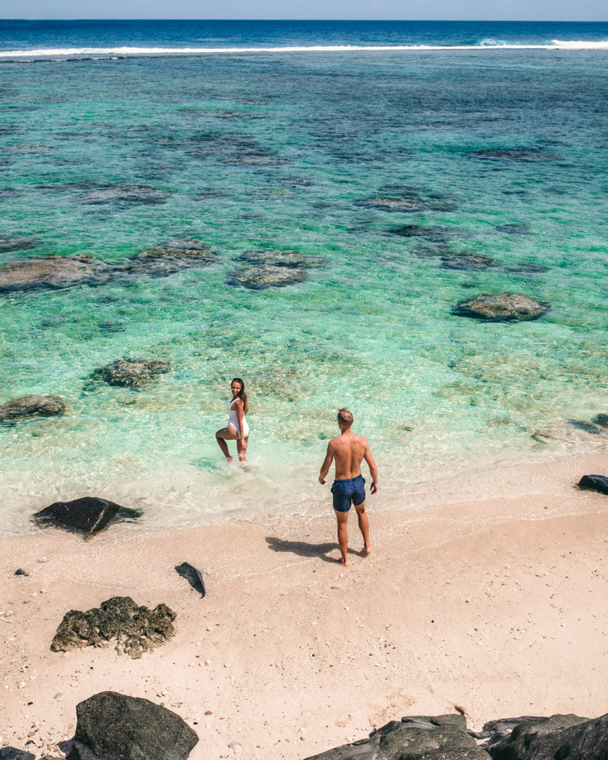 Alex & Victoria in Rarotonga